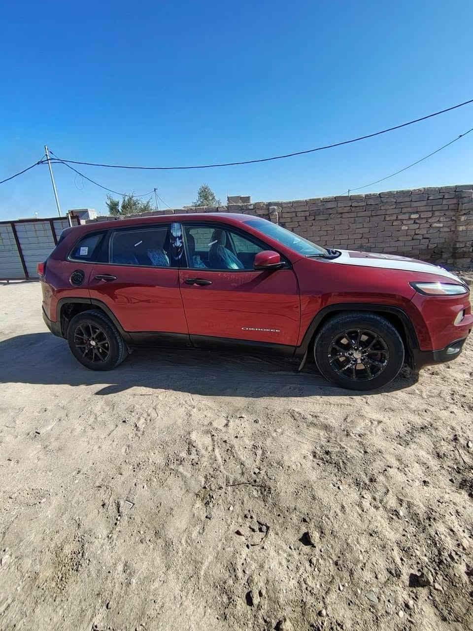 1/السلام عليكم سياره جيب شيروكي بزون موديل 2017
2/فئه سبورت كير ومكينه مكفولات شرط مشروع وطني 3/بسمي سنويه لل2028 رقم ذي قار مكان السياره البصرة قضاء المدينه السعر 115وبيها مجال بيع او مراوس حسب القناعه /***********
