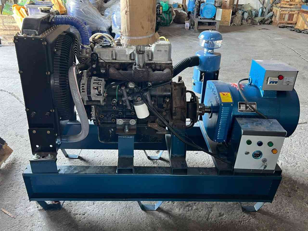 تعلن شركة الساير 
مولدات سامسونك كوري ٤ سلندر 
توليد ٣٠ كيفي 
صرف الكاز ٣ لتر ب ساعه 
#السعر ١٦ ورقه 
العنوان بابل ناحية الشوملي قرب الدفاع المدني 
***********
