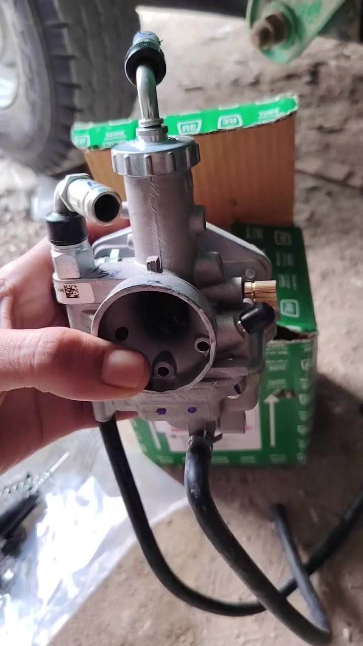 سلام عليكم شباب كابريتر مال 21 +22 جديده شركه يشهد الله شديتها بليل ثاني يوم العصر فتحتها لان رجعت الكابريتر مالتي مشتريها ب 40 الف نهايتها 35 وشراي يدخل خاص


**إذا كنت صاحب هذا الإعلان وتريد حذفه لأي سبب، رجاءا أرسل رسالة إلى الدعم الفني**