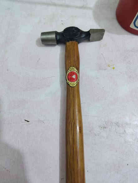 عدة الماني انتيك
فول نظافة
السعر ٣٠ الف
بغداد البلديات ***********
ماعندي توصيل
