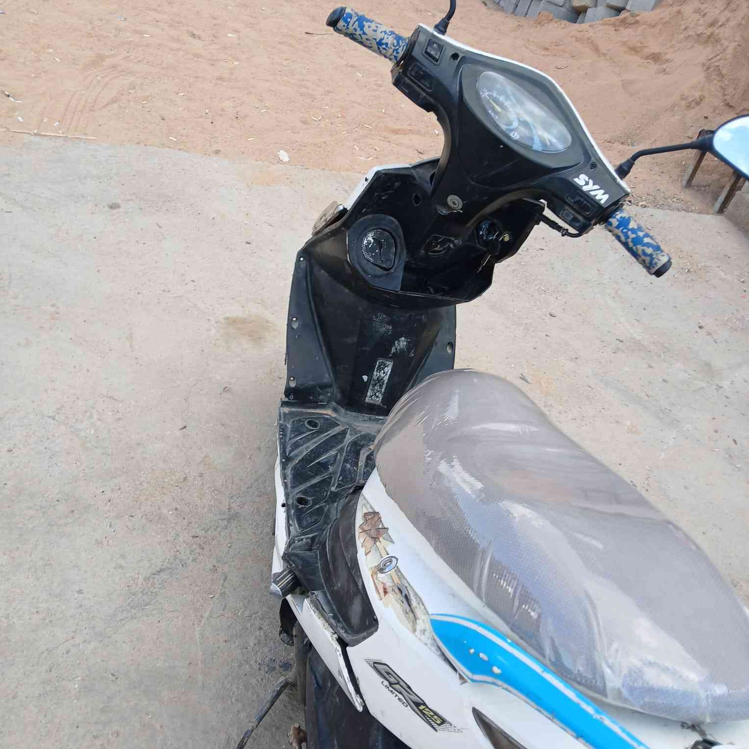 سلام عليكم
موطور رص سايم للبيع كهربائيات كلها شغاله فيت بم جديد كابريته جديد تأيرات جديده سعر 230 وبي مجال ***********
