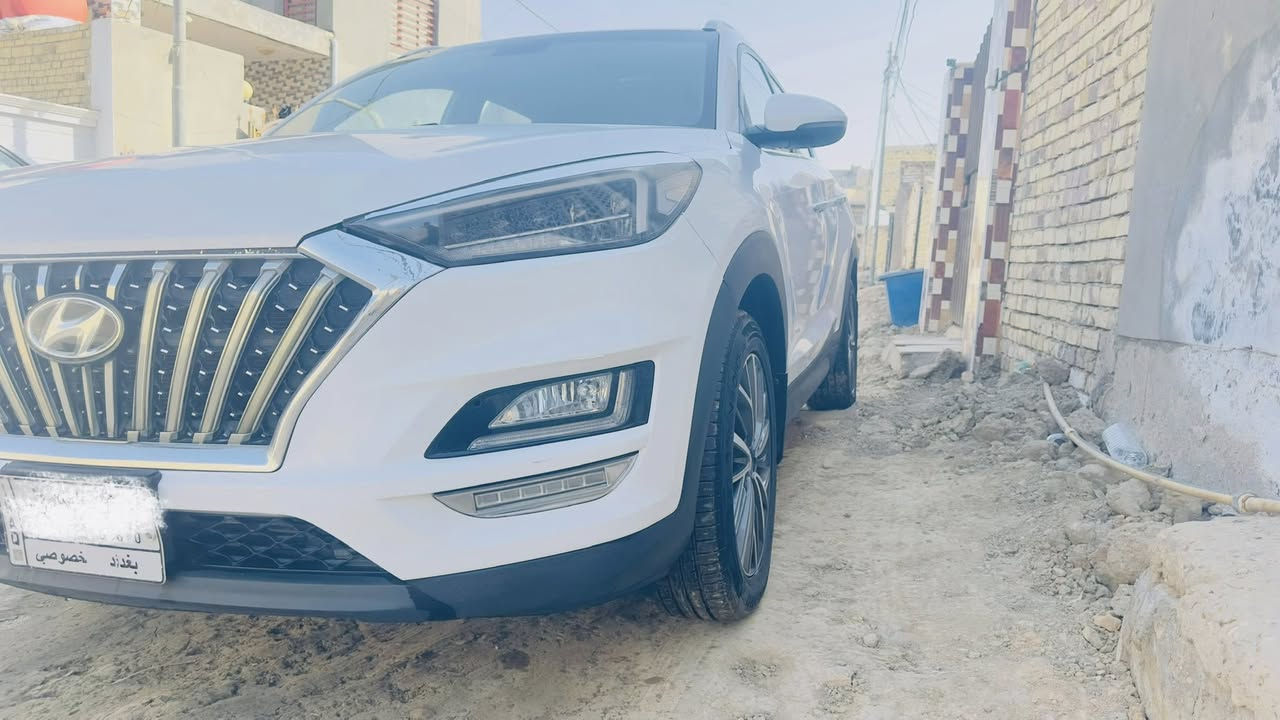 توسان 2020 خليجي 
دخول ذكي
بصمه أبواب وتشغيل
شباك لكز
اشاير لكزز
داخل صاج 
شحن وايرليس
كامره خلفيه دواره 
حساس خلفي
رقم بغداد باسمي 
لايت خمس عدسات
تحويل مباشر 
اتصال
***********
