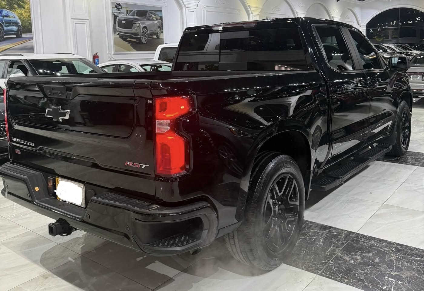 شوفرليت سلفرادو فئه   RST  2023 

رقم شاصي موجود 

✅2GCPADED5P1123130❎

فول مواصفات 
 
بصمه
باب طويل بودي صغير المرغوب
اربع كاميرات 

رقم اربيل الجديد
باب خلفي قطعتين
 
توو ويل *2*4
 محرك V8 5.3 

كوشنات هيتر 
ستيرن هيتر
ئاوينات مرايه

اوتو ستارت 
 
لايت لد زنون 
بروجكتر زنون 
شاشه اليكتروني كاميرا او رادار 

ماشيه 40 الف ميل 

✍🏻❌صبغ ربع بونيت جاملغ امامي سكن
بدون دواخل بدون ارباك 

🇺🇸💵✅السعر 330ورقه وبي مجال 

مكان السياره اربيل شارع 100م 

للتواصل  واتس اب  ***********
