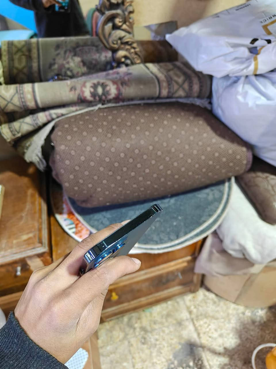 السلام عليكم 👋
ايفون ١٢ برو ماكس 

الذاكره ١٢٨

دبل سيم كارت 

مبدل بطاريه فقط وانطيك شرط بل بطاريه شهر 

الجهاز حيل نضيف 

فيس إيدي شغال 

الكامره دمعه 

السعر ٣٧٠ وبي مجال للطيبين أبو ال ٣٣٠ لااتعب نفسك

مكاني موصل حي الحدباء 

للاستفسار خاص أو ***********
