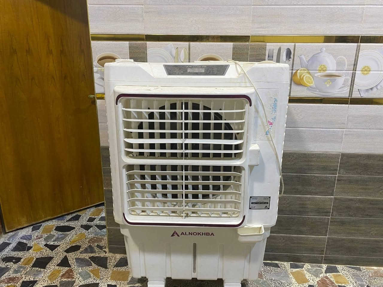 السلام عليكم رمضان كريم 
مبرده نوع ممتاز استخدام قليل كلش 
السعر 125 والجديده 260
المجر


**إذا كنت صاحب هذا الإعلان وتريد حذفه لأي سبب، رجاءا أرسل رسالة إلى الدعم الفني**