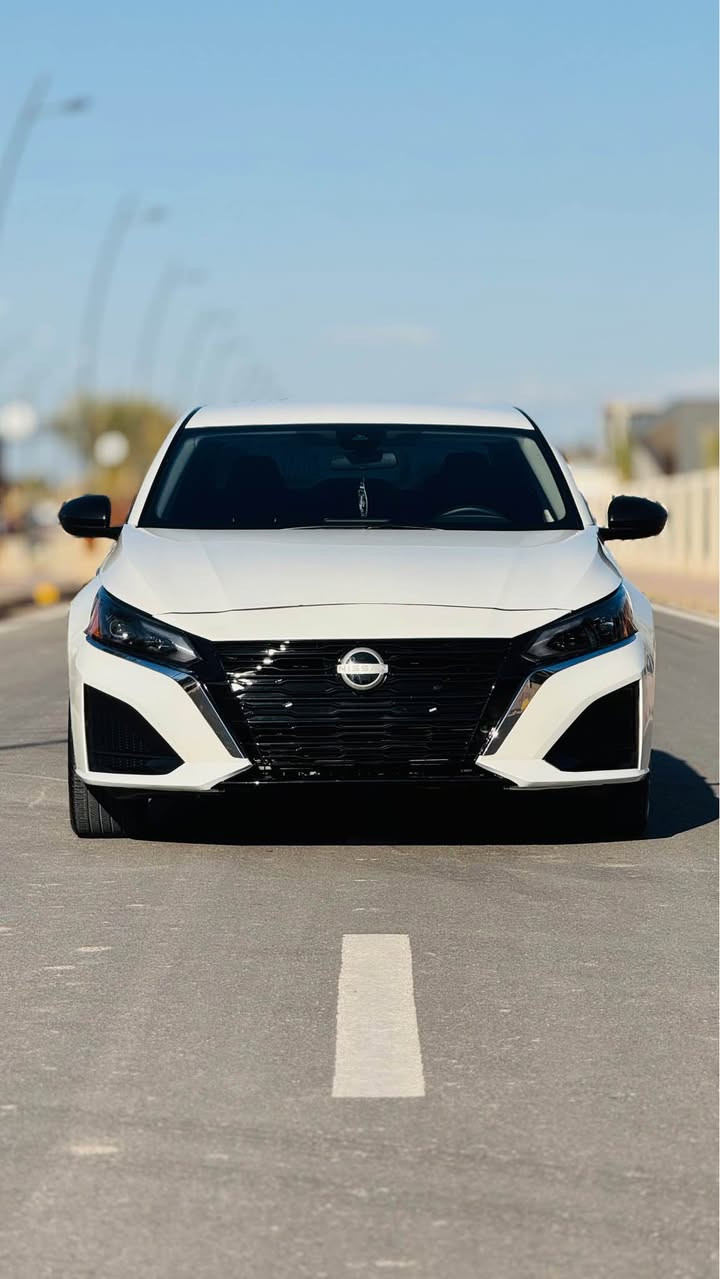 Nissan Altima SV 2025
.
ماشية 22 الف مایل 
.
سيارة بس بنيد صبغ و بي شوية بارد ، سونار موجود، رقم شاصي:
1N4BL4DV6SN302353
.
سعر ١٦٠ 💥ورقة و بي مجال بسيط .
.
*********** كالار, السليمانية
