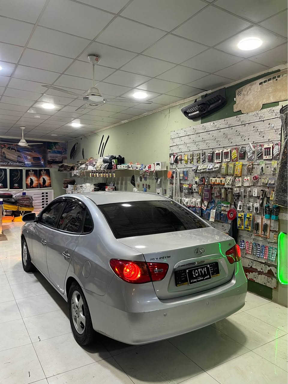 ***********
هۆندا ئاڤانتی 2008بڕاوە 155 هەزاری هەقیقی رۆشتووە
سەیارەکە فول فولە  تەنها سڵاید نیە 
تەبرید لەمسە سوکان ڤۆلیۆمە ئاوێنە شەفتە کەشن هیتەرە
سەیارەکە بێ نەقوستانیە  کامل مەسرەف کراوە چرکەی تیا نیە
دەحم و لێدراوی بەشەرت 
خایسی بەشەرت  
گێڕ و مەکینە وکارەبای بەشەرت
سەقفی بەشەرت هێچ نەقوسانی نیە 
بەشەرت نەک فیتەرێک بەشەرتی ۱٠فیتەر ئەیفرۆشین 
شوێن ڕانیە
تکایە کە مشتەری نیت سەری خۆت و ئێمەش مەهێشێنە
لەگەل رێزم . *********** رانية, السليمانية
