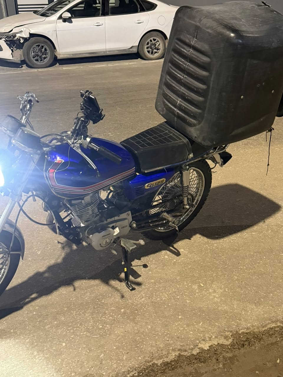 سلام عليكم دراجة اربعة كير نامة برو غطاس مديل ٢٢ مبدل ولفات بس يم حسين بطة لا تنقيص ولا تبخير دراجة نضيفة بيهة نواقص بصيطة مثل اشاير وعداد بس هاي نواقصهة دراجة جديدة رقم وسنوية نجف مداور ثاني يوم سعرة مليون وبيهة مجال بصيط حك الجية


**إذا كنت صاحب هذا الإعلان وتريد حذفه لأي سبب، رجاءا أرسل رسالة إلى الدعم الفني**