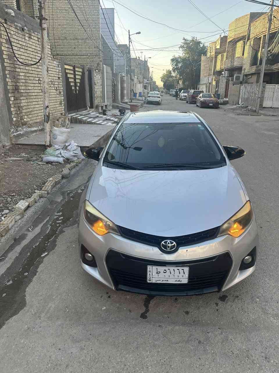 كورولا 2016 S
فتحة وبصمة وتحكم ستيرن وشفتات سرعة 
الصبغ فقط صندوق + دوسه عكس السائق 
التقرير مرفق مع الصور( تقرير من اشتريتها) + صورة طخة جاملغ خلفي عكس السائق (حديثة)
السعر 135 ورقة قابل للتفاوض 
***********
