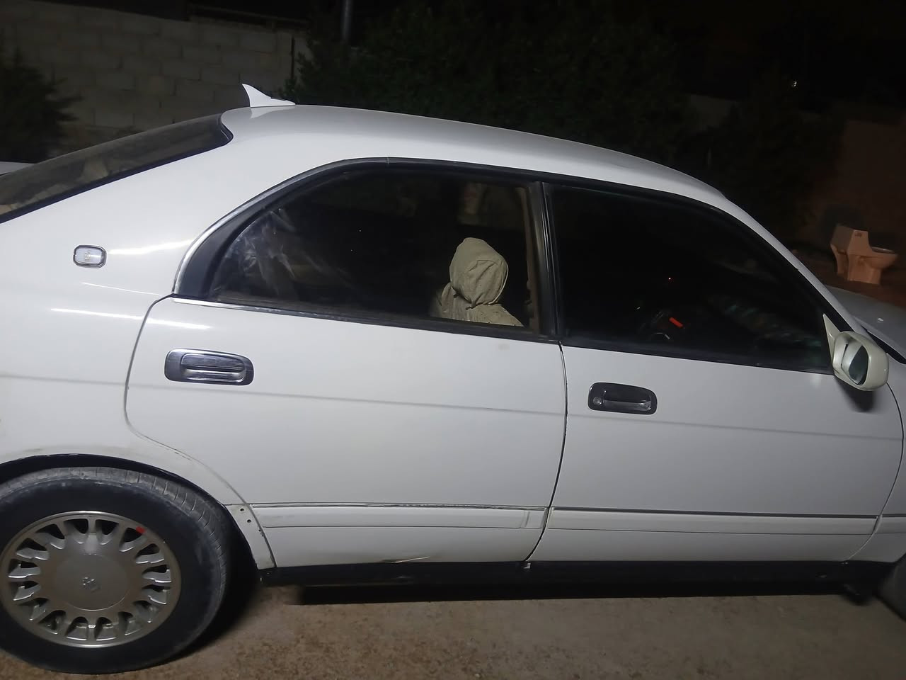 سلام عليكم سياره بطه موديل  .. 95 رقم دياله انكليزي سايره كير محرك كصه نقل جثه اصوليات مكفوله كفاله عامه    ... السعر 53 بيها مجال .. مكان السياره النجف طريق كربلا نجف عامود 167 يا علي  . رقم .***********
