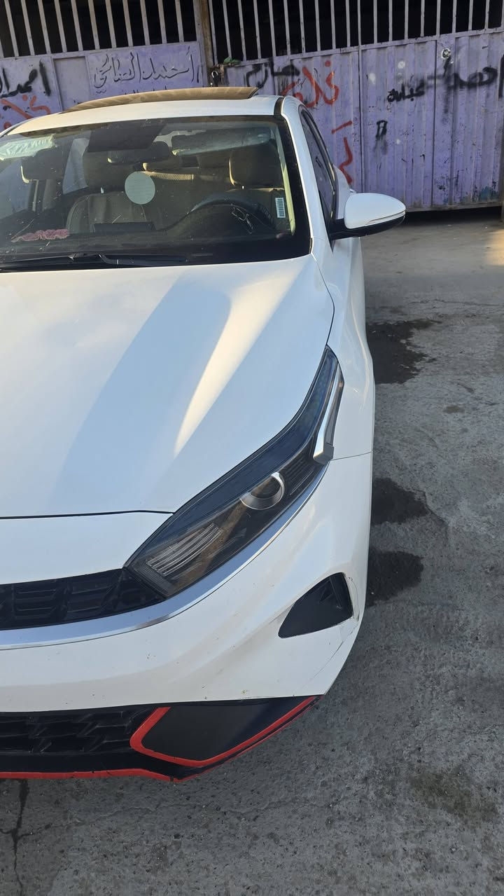 السلام عليكم ورحمة الله وبركاته 
سيراتو موديل ٢٠٢٣  للبيع مواصفات فول مكفوله كفاله عامه الرقم بغداد مشروع وطنية مكينه ٢٠٠٠ السعر ١ط١٨٧ ورقه
***********
