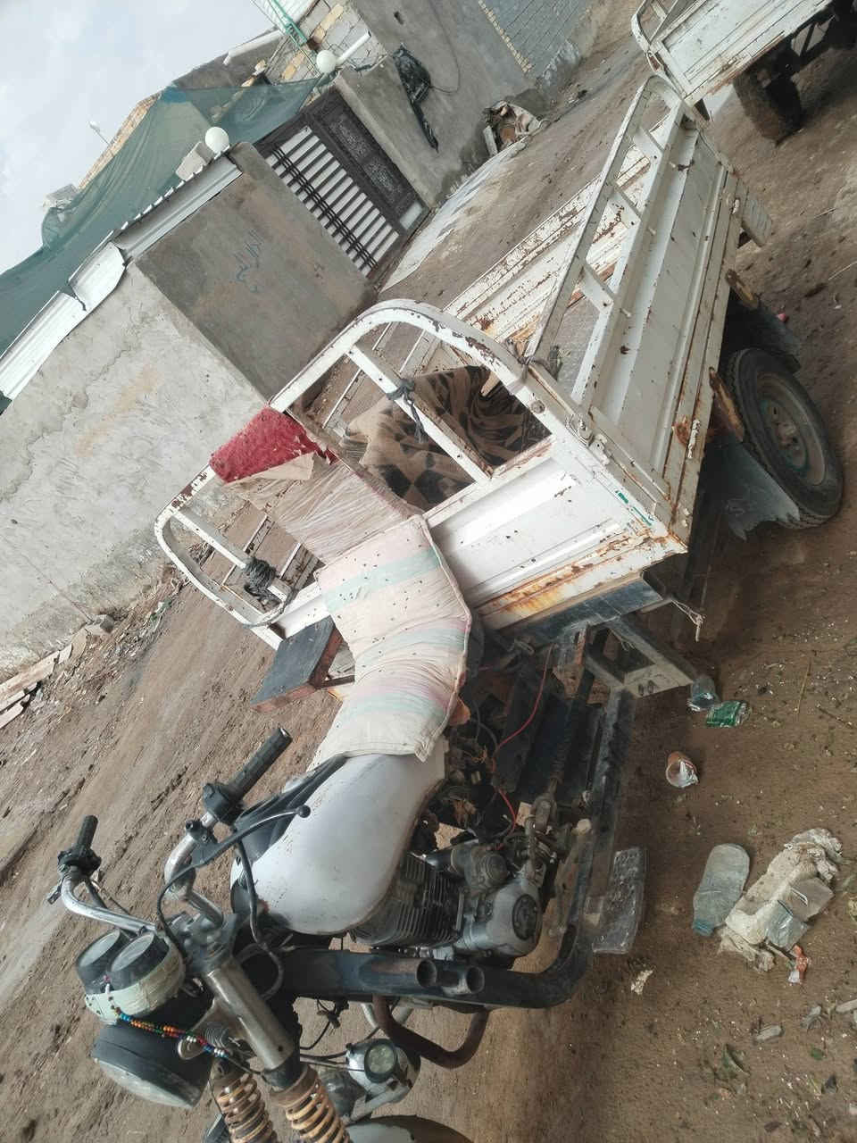 جماعت باجر اجيك خويه اطلع كبل سلام عليكم ستوته للبيع موديل 9دراجه حلوه ومرتبه مكينته تخبل شاصي مكفول اوراقه انضاف كلش عوزه تلحيضات بصيطه ما متواجد علفيس لهاتف ***********مكاني ناصريه قضاء نصر
