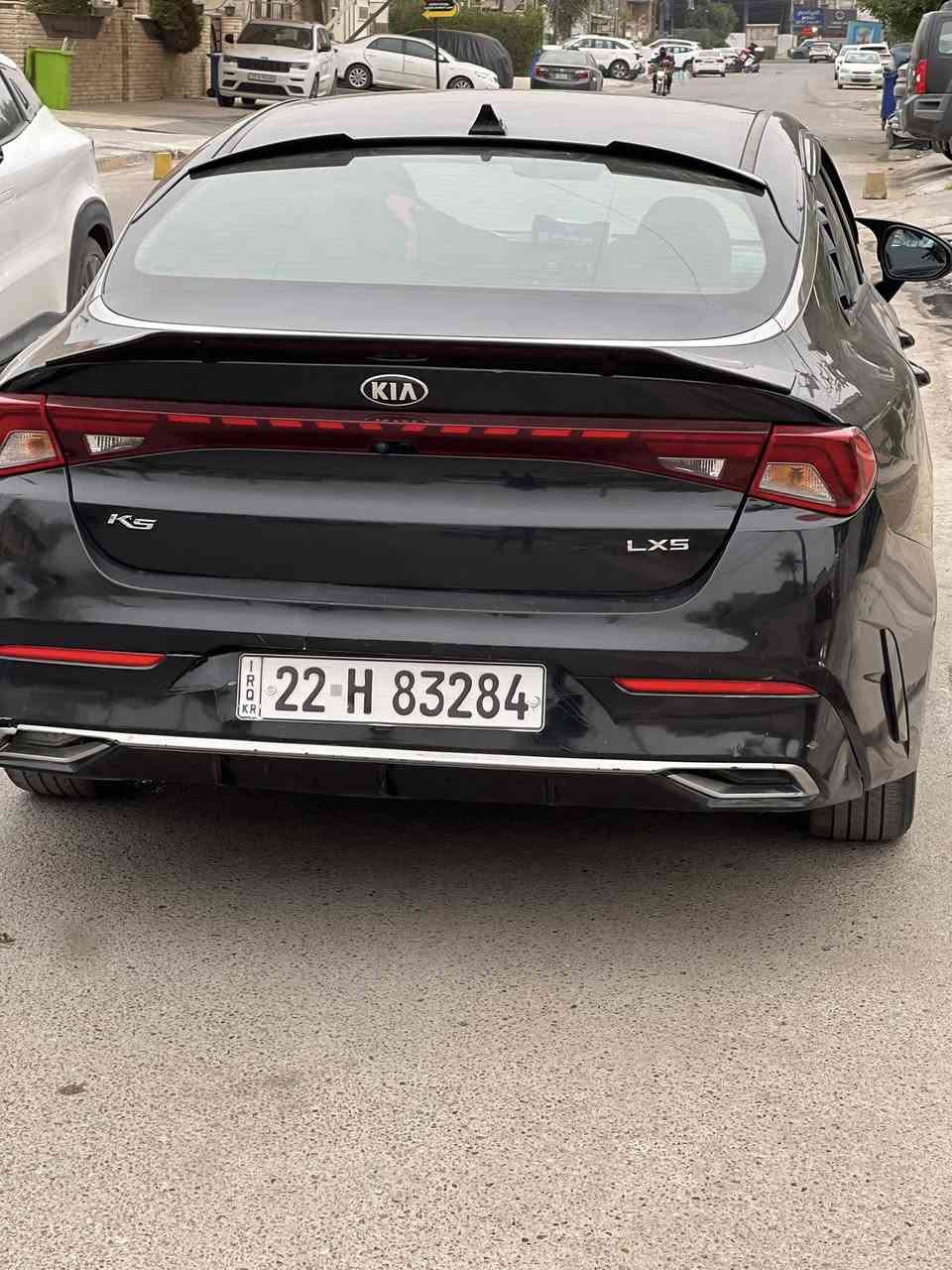 بسم الله الرحمن الرحيم
سلام عليكم 
K5 2021 للبيع
حجم محرك 1600 تيربو  
رقم اربيل تحوييل ثاني يوم
حادث جاملغ الايمن وبنيد نفسهم 
وجاملغ خلفي مرشوش يعني 3 قطع
بدون دواخل ولا شاصي ولا لغد 
سياره فول عده فتحه وجلد 
نظام ABS
مانع انزلاق
حساس اطارات
شاشه اعطال
بصمه ابواب
تشغيل عن بعد
اوتو هولد
تثبيت مسار
سايد بريك بصمه
اربع منضومات قياده
لايت LED
رادرات جانبية وخلفي 
دخول ذكي
ترحيب بل يدات
تحديد مسار 
شاشه كبيره
اندرود ابل كار بلاي
تنبيه عند فتح الابواب
صندوق ذكي يفتح عند الوقوف خلفه
كامرة خلفيه دواره
ماشيه 102 الف
سياره خير من الله 
سعر 148 ورقه بيه مجال 
مكان سياره بغداد حي جامعه
الاستفسار 
***********
