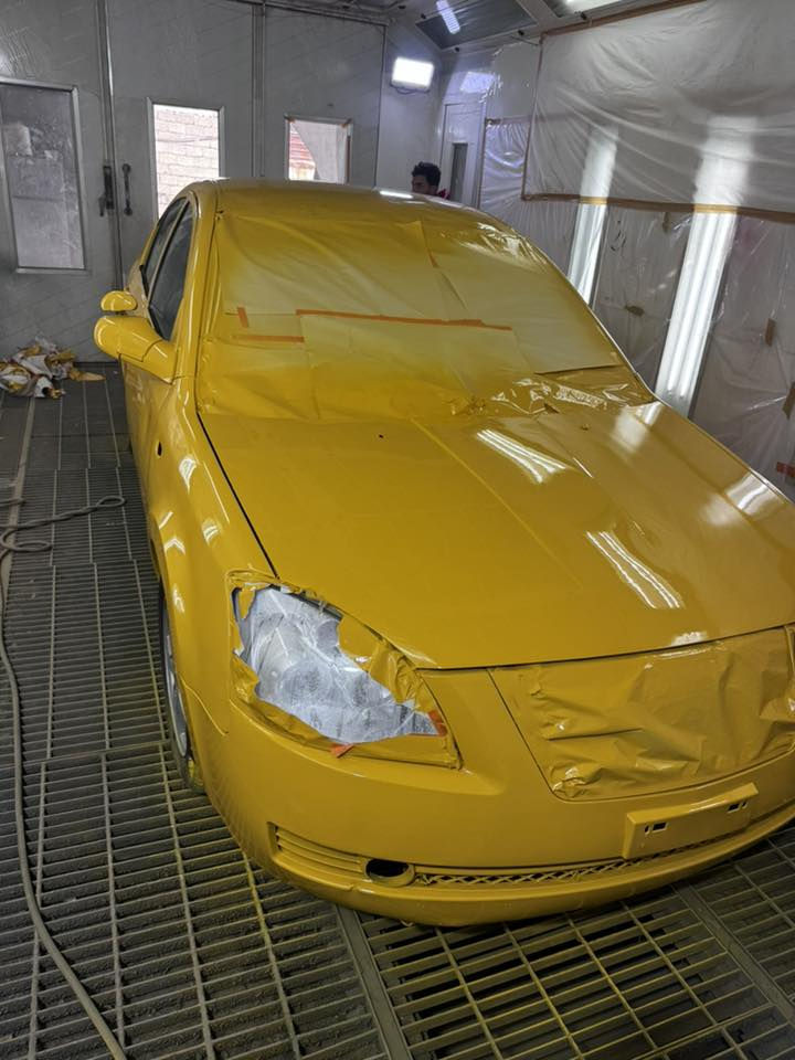 عروض للتكسيات فقط 😱
صبغ عام 🌞يبدي من 175  💵إلى 450 💵الف حسب شغل سياره والمعجون الي بيها  يعني 😱سيارتك بدون معجون ب 175 💵بدون فرن اماً من 250 💵وفوك كلها ب الفرن 
عنواني📍 كركوك حي العسكري جسر حصو ورمل 
***********
