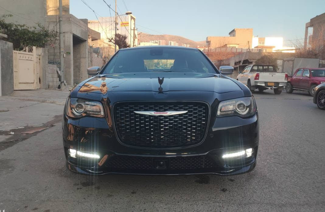 الموديل 2017
المحرك : V6 . 3.6L 
***********

السيارة سليمانية تحويل او وكالةمباشر  
 هزة وسنوية جديد حتى2030
 المواصفات :
 الواجهة الأمامية ابو لحیە
لايتات  زنون متحركة مع التشغيل
پانوراما 
رادار امامي مع مانع تصادم  رادار جانبی
حساسات امامية و خلفیە مع کامیرا خلفیە
 ويل قياس 20 أنج  تایرات جدید
شاشه كبيرة سستم صوت هارمن کاردون
حامل اكواب تبريد تدفة
 مقصورة الركاب من الجلد البقلاوە
  مقاعد أمامية  کهربائية وتبريد وتدفئة وذاكرة لحفظ وضعيات الجلوس
 مقاعد خلفية تدفئة 
تشغيل عن بعد 
 ستيرن كهربائي تدفئة   کیر  شفتر 
 محدد سرعة 
داخل ساج ملكى
 مرايا كهرباء و متحسسة للاضاءة العالية  وهیتر والاشارة ویتحرک علR  واضائة ترحيبية وتحضير نقطة عمياء السليمانية, العراق
