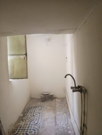 بيت للبيع مساحته 100م بالحضارة خلف رائد الكرخي قريب على المستشفى العام...