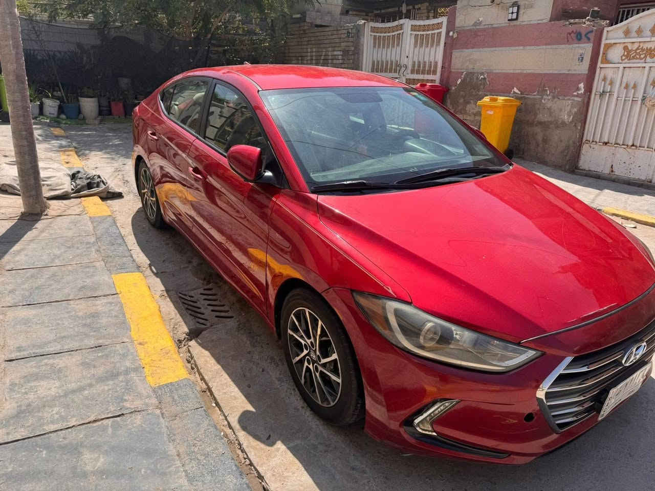 الانترا موديل 2017 ماشيه 65 السعر 110 بيها مجال بسيط  ضررها موضح ب السونار متواجد واتساب

***********
