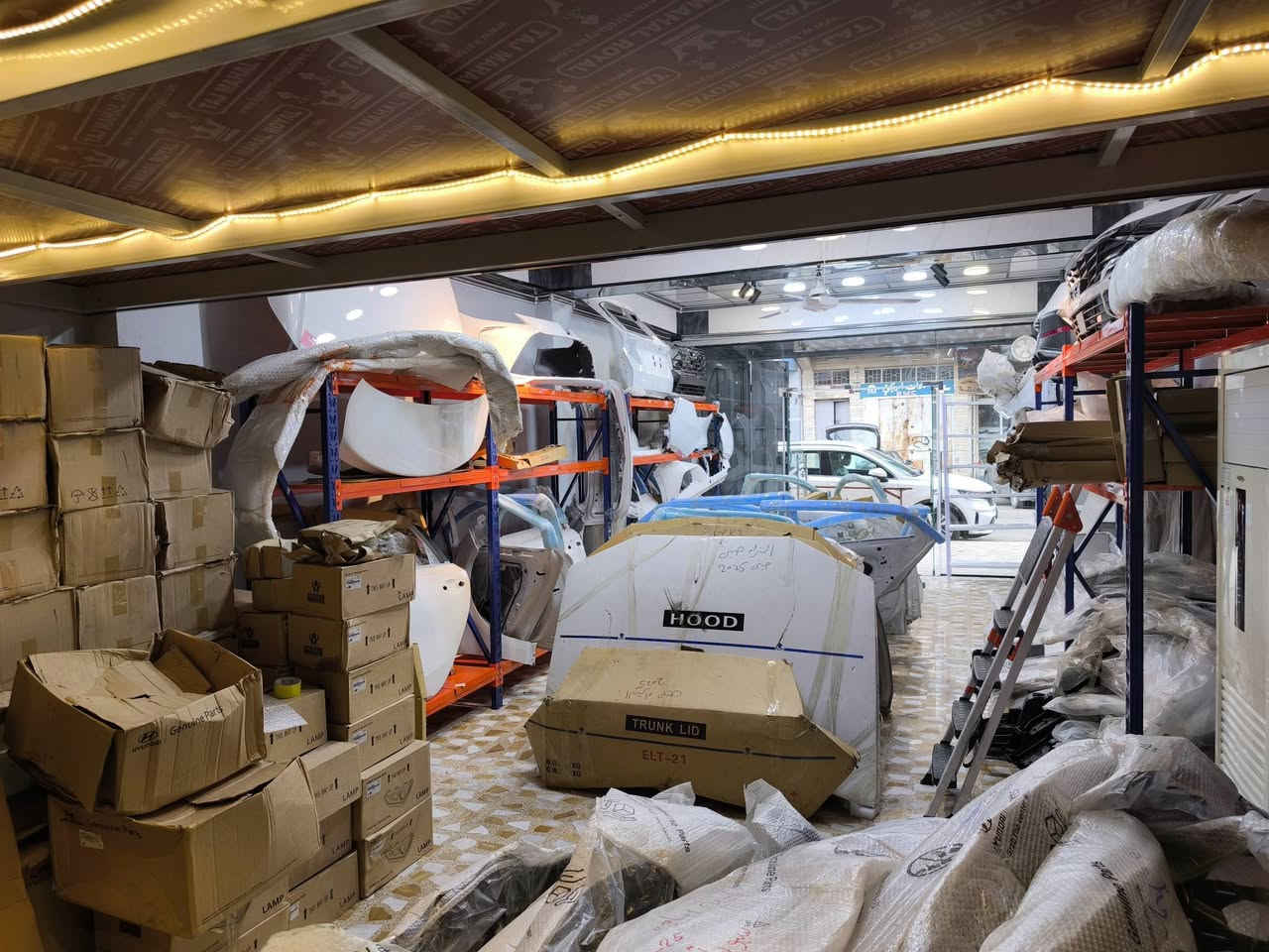 السلام عليكم
يتوفر لدينا كافة القطع للسيارات الزيرو فقط خليجي 

للاستفسار: ***********
