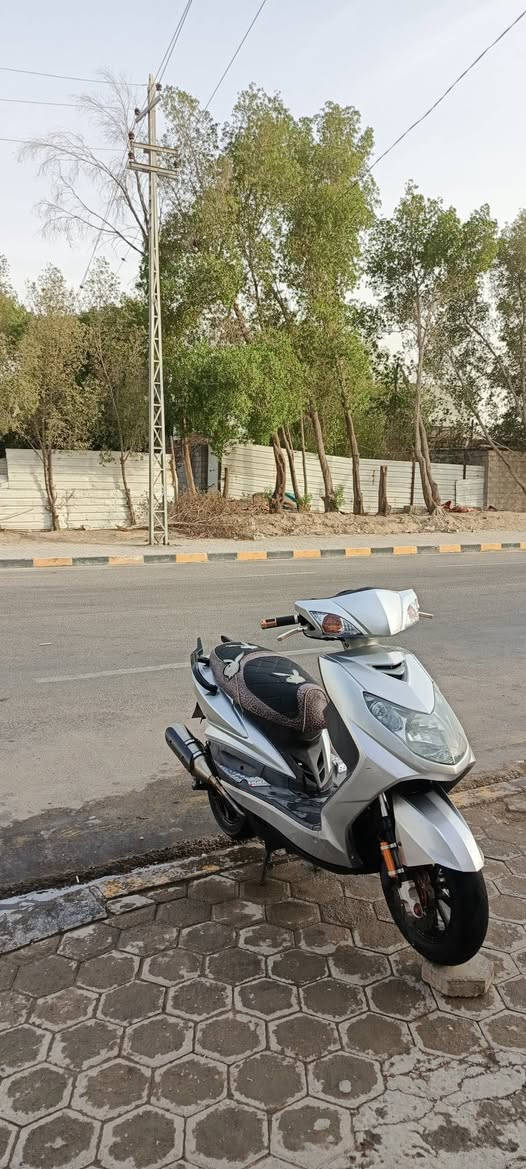 للبيع
صارلها شهرين من نازله من حاويه

كابريتر 
 بيها صدر RPM
ويااله هم ار بي ام 
كشن ابو ارنب
 سبايدر تيماكس
بكلايت لد 
هواي غراض بيها دراجه
مكينه بلاديه
 مالملعوب بيها 
دراجه ب اي وكت نكره 
مكان نجف جمعيه 
رقمي***********
سعر خاص
