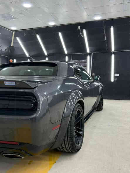 سلام عليكم اخوتي 
صلو على محمد وال محمد 🙏
الحلوة للبيع 😈
جالنجر 2018 sxt plus💪
سيارة وارد امريكي حادثها جاملغ امامي سايق
وبيها قطعتين كلير يعني ثلث قطع من امريكا 
ميحتاج نذكر بلمواصفات بلاص معروفه 
عليها اضافات دركة RPM 
شوته رياضيه من شركةAFE power 
وياله تو سايز امامي  275 خلفي 315 
سياره شلعتها ماشاءالله تاخذه ربع متصرف عليها 
استعمال شخصي مشايف لا درفت ولا سباق 
بلعافيه على الياخذها ❤️
واسف على اطاله بس من كد ماحلوه  مينعد وصفها  ❤️
تواصل موجود ع فيس ورقم 
***********
