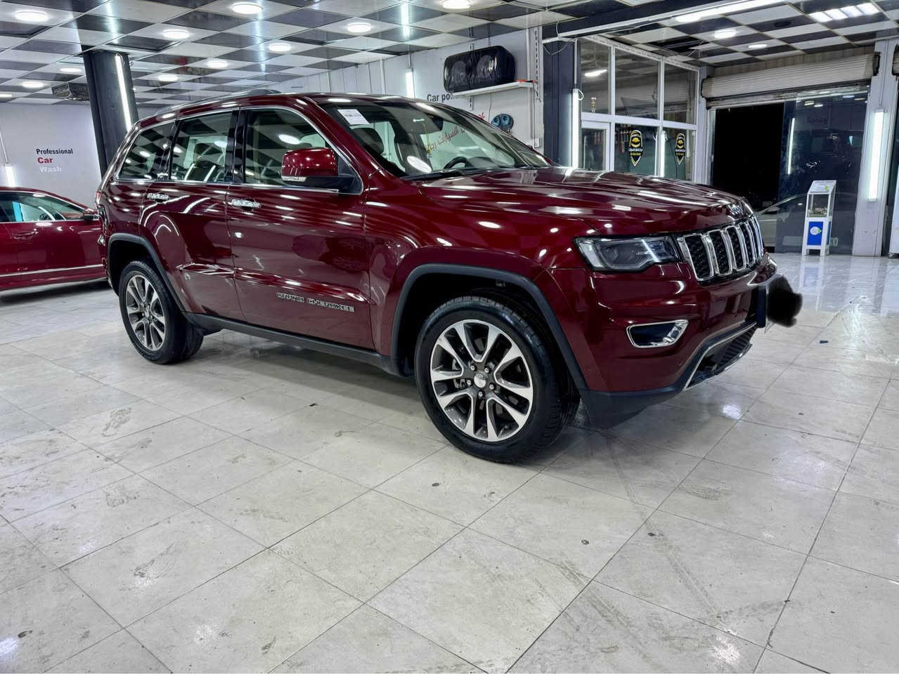 جيب لمتد للبيع او مراوس 
موديل 2018
خليجي وكالة هارلم 
ماشي 46 الف حقيقي 
كلين بدون ضرر 
مواصفات فول عدا جكتات
كشن تدفئة تبريد 
توقف ذاتي خلفي 
حساس امامي وخلفي 
لايت متحرك 
وضعيت قيادة متعدد 
4x4
بعد بي هواي مواصفات 
مكان السيارة كركوك 
رقم الهاتف *********** كركوك, العراق
