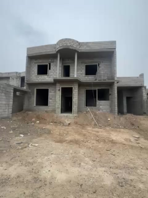 للبيع مساحة القطعه 350 والبناء 230 قضاء العلم روتانا ***********
