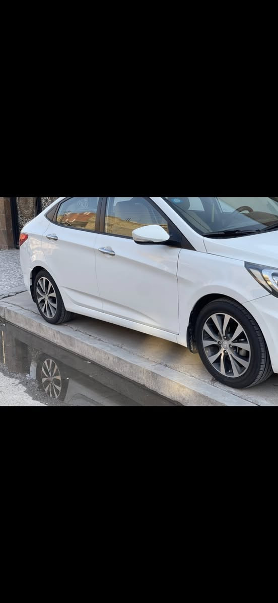 سلام عليكم شباب
اكسنت ٢٠١٥ خليجي مكفوله 
المحرك ١٦٠٠ دبل قطره
مواصفات ١/١ فول مواصفات 
ماشيه ٥٩ الف فقط 
سياره جديده وكامله وبدون اي نقص 
السعر ١٢٩ ورقه وبي مجال بسيط حك جيتك 

الموقع / السيديه 
للاستفسار 
***********
