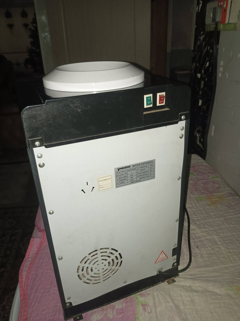 السلام عليكم من رخصة الادمن براد ماء جديد شغال حار وبارد السعر 30 ألف المكان المسيب  نزلت اولاد مسلم عليه السلام حي جايد للاستفسار الاتصال على هذا الرقم *********** او مراسلة الصفحه
