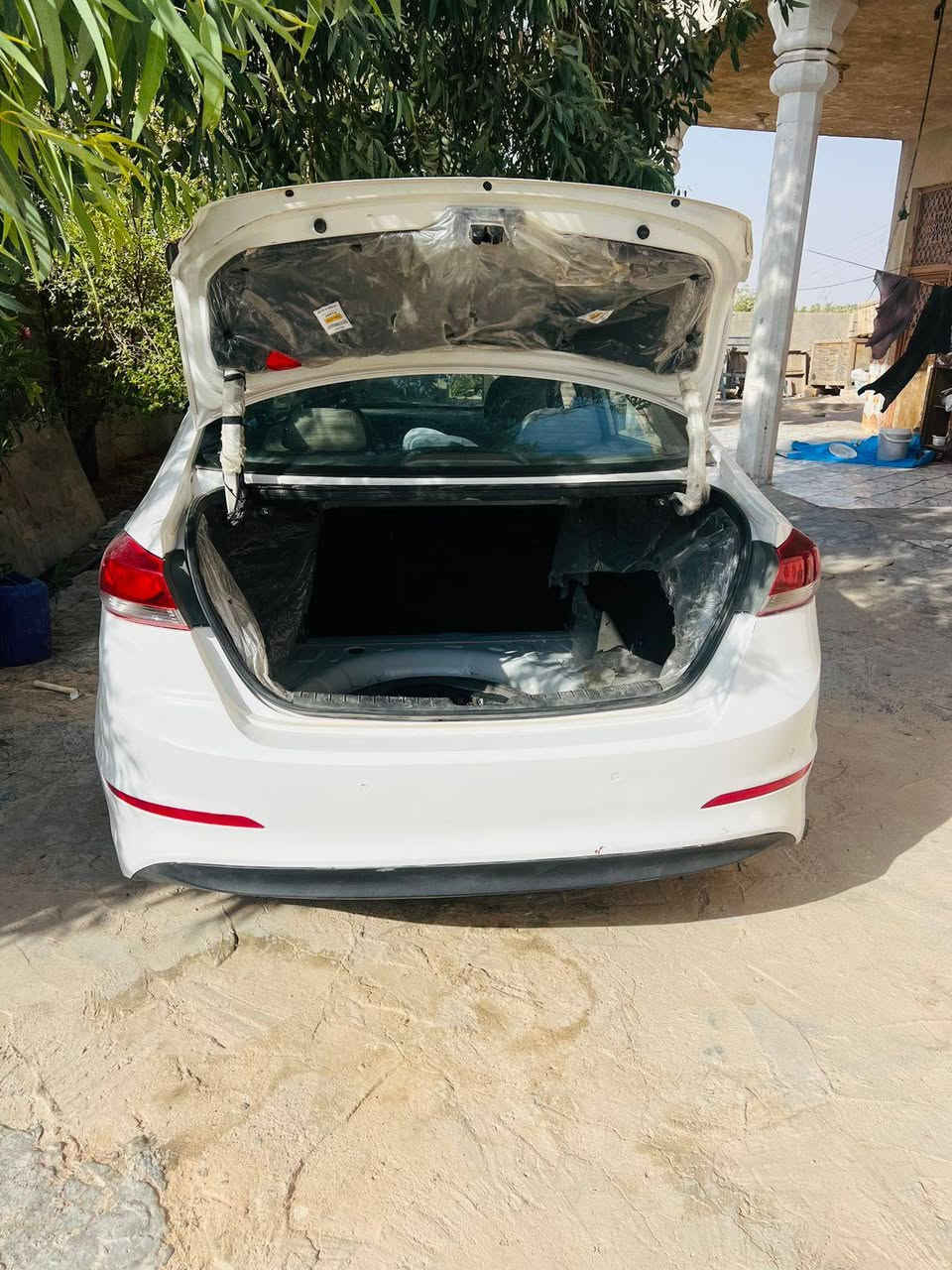 خليجي فول 17 موديل للبيع السعر117وبيه مجال للشراي مامتواجد عل فيس تصال فقط بسمي سياره جاهزه من كلشي *********** السونار موجود
