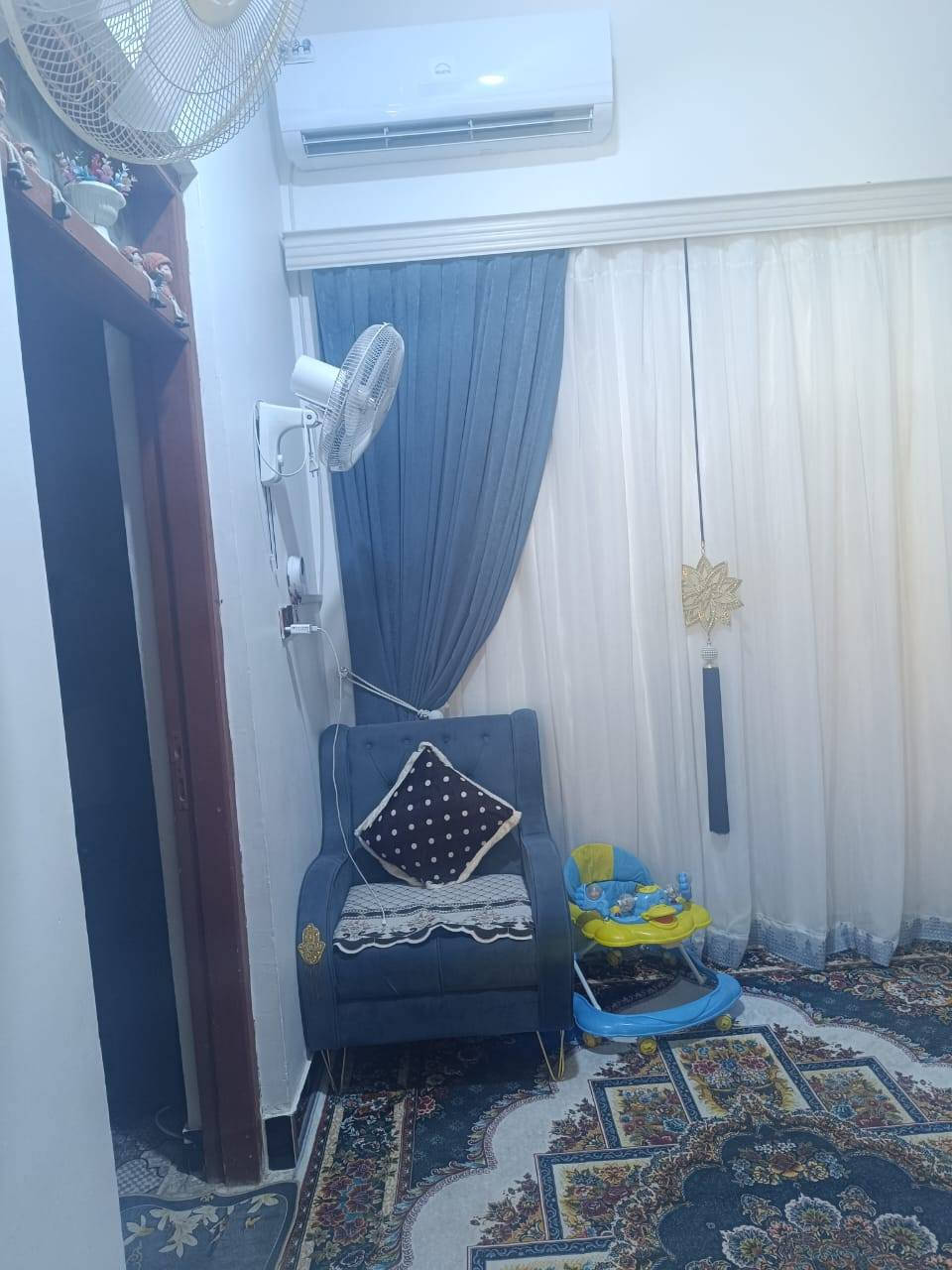 بيت للبيع مساحه100م طابق واحد امامي بفداء نهايه شارع ابولبنان بناء حديث كونكريت السعر110مع المجال للاستفسار ***********
