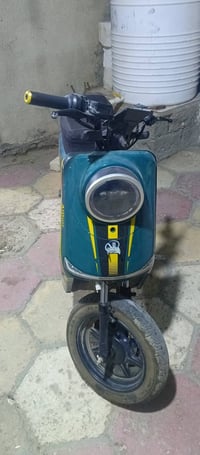 R11 • بدون بطاريات • كومه حديد