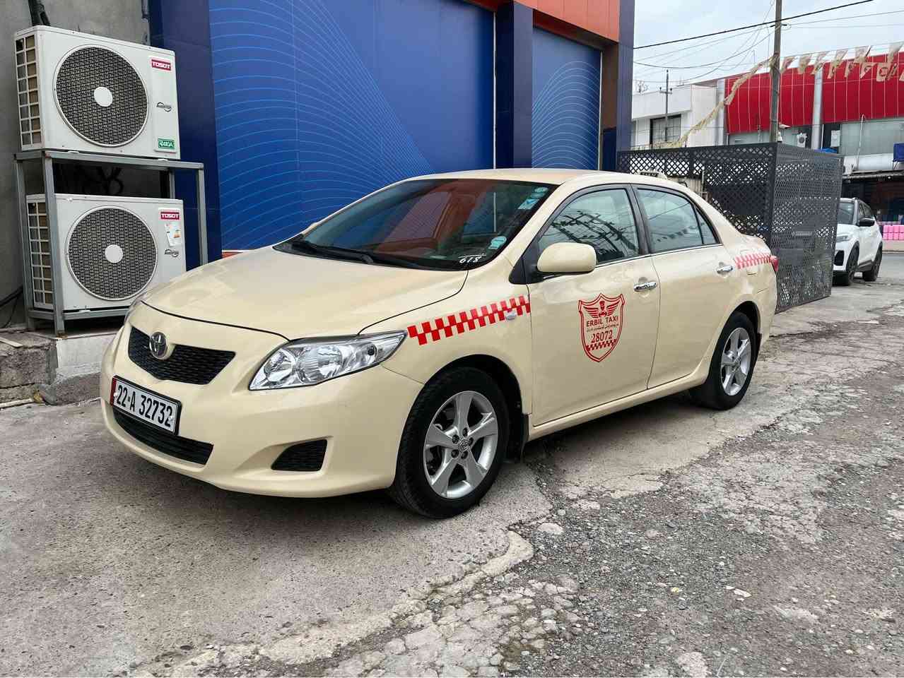 بیکاشۆ ٢٠٠٩ گیڕ تۆماتیک مەکینە بیلادی سەنەوی نوێیە هەزەی نوێیە سەیارەکە جاهیزە و زۆر ڕێکە ١٠ پارچەیە و چالمغی دواوەی لای سایەق بۆیاغە کەمەک ژۆرێی گرتیە گێڕ مەکینە بڕانەوە بەناو کردن هەموو شتی بە شەرت نرخی ١٢٩$ کەمەک مەجال لە هەولێرم *********** تەلەفۆن بکە لە خزمەتم أربيل, العراق
