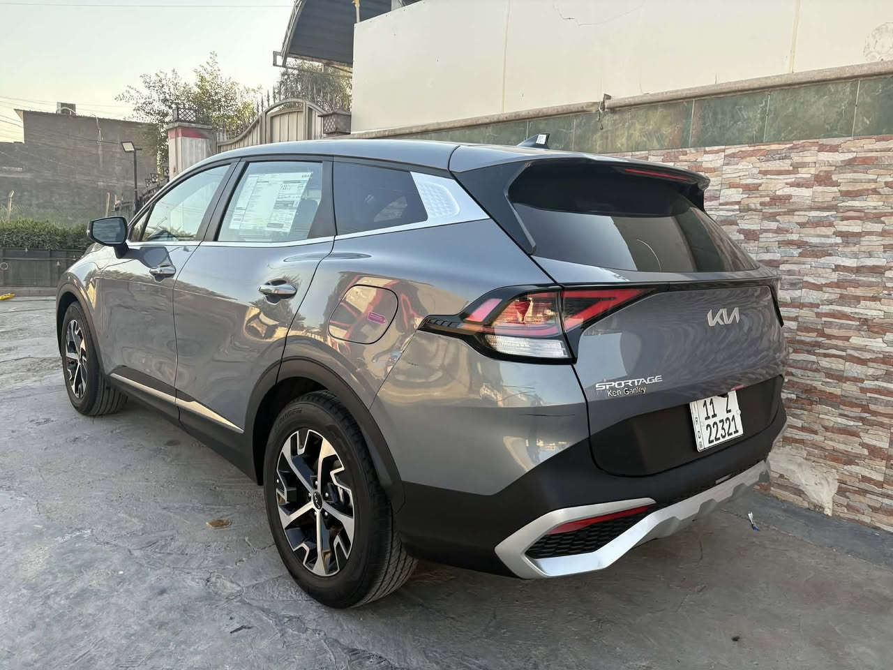 كيا سبورتج 2025
مرقم بغداد بـ اسمي
وارد امريكي مواصفات  EX
ماشية 5 الاف وداخلة زيرو 
‎1- بصمه
2- كشنات جلد وكهرباء وتدفئه
3- شاشة متصلة 
4- ويل 19
5- نضام تحديد مسار وقيادة ذاتية
6- رادار امامي وخلفي وجانبي 
7- محرك 4 سلندر بحجم 2500cc
8- هاند بريك كهرباء 
9- شاشة ذكية خاصة بتحكمات التبريد 

السيارة كلين بدون صبغ او بارد او شخط..داخلة تقرير مياه امطار بدون نسبة غرق و تعمل وتسير من امريكا
كل كهربائيات السيارة وگير ومحرك كفالة عامة 

السعر 200 
مكان السيارة بغداد
التواصل ***********
