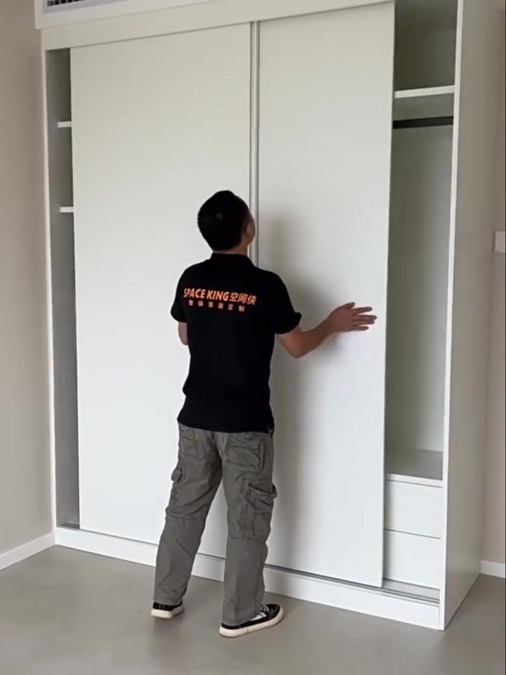 🚪 Keep Little Fingers Safe – Soft-Close Wardrobe Hardware Kit

Worried about your child getting their fingers caught in closing cabinet or wardrobe doors?
Say goodbye to sudden slams and risky accidents.

Our soft-close wardrobe hardware kit is designed with family safety in mind.
✅ Slow-close mechanism prevents finger pinching
✅ Complete kit – no extra parts to hunt for
✅ Fits perfectly with matching aluminum profiles
✅ Fast delivery – get your project moving
✅ Stable quality – built to last, use after use

Create a safer home without sacrificing modern convenience.

👉 Order now and upgrade your wardrobe hardware today.

#FurnitureParts #SlidingDoorWheels #WardrobeCasters #DIYFurniture #AksesoriFurnitur #RodaLemari #PintuGeser #اكسسوارات_الأثاث #عجلات_الخزانة #مفروشات  #AccesoriosParaMuebles #RuedasParaArmarios #RodinhasParaArmário


**إذا كنت صاحب هذا الإعلان وتريد حذفه لأي سبب، رجاءا أرسل رسالة إلى الدعم الفني**