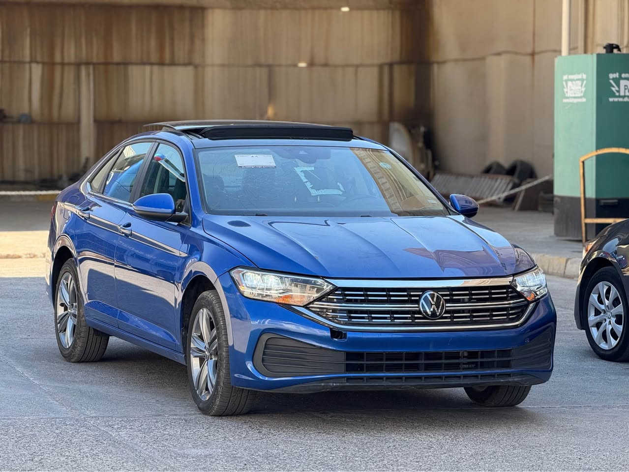 Volkswagen Jeeta SE plus 2024 فولكسواغن جيتا

فقط بوند صبغ بدون دواخل، راديتر و مروحات بلادية 
٤٧ الف ميل ماشية

مواصفات SE Plus فول مواصفات
بصمة و بانوراما و كشنات هيتر و كهربائي و كيج الكتروني، شاشة و كامرية و ويل كروم و بريك بصمة و رادار و حساس

جاهزة بدون مصرف 💯
كل شي بلادي شركة 💯

سعر 139 ورقة و مجال بسيط  
مكان عقرة "ئاكرئ"
واتس اب و كورك ***********
*********** اكر, نينوى
