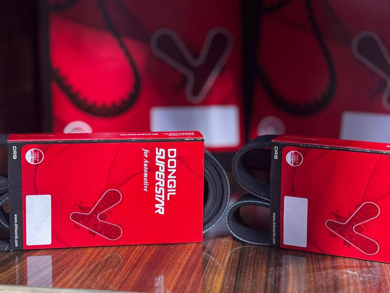 #قايش #الدنكل الغني عن التعريف 
المصنوع من المطاط الصناعي والالياف الزجاجية 
طبقة حماية الاسنان من التكسر مقاوم لدرجات الحرارة العالية ومصنع لتقليل الصوت 
المنتج معروف والماركة يعرفها أصحاب المكاتب والورش 
جملة ومفرد 
للطلب والاستفسار الاتصال واتساب ***********
يوجد توصيل سريع لجميع المحافظات
