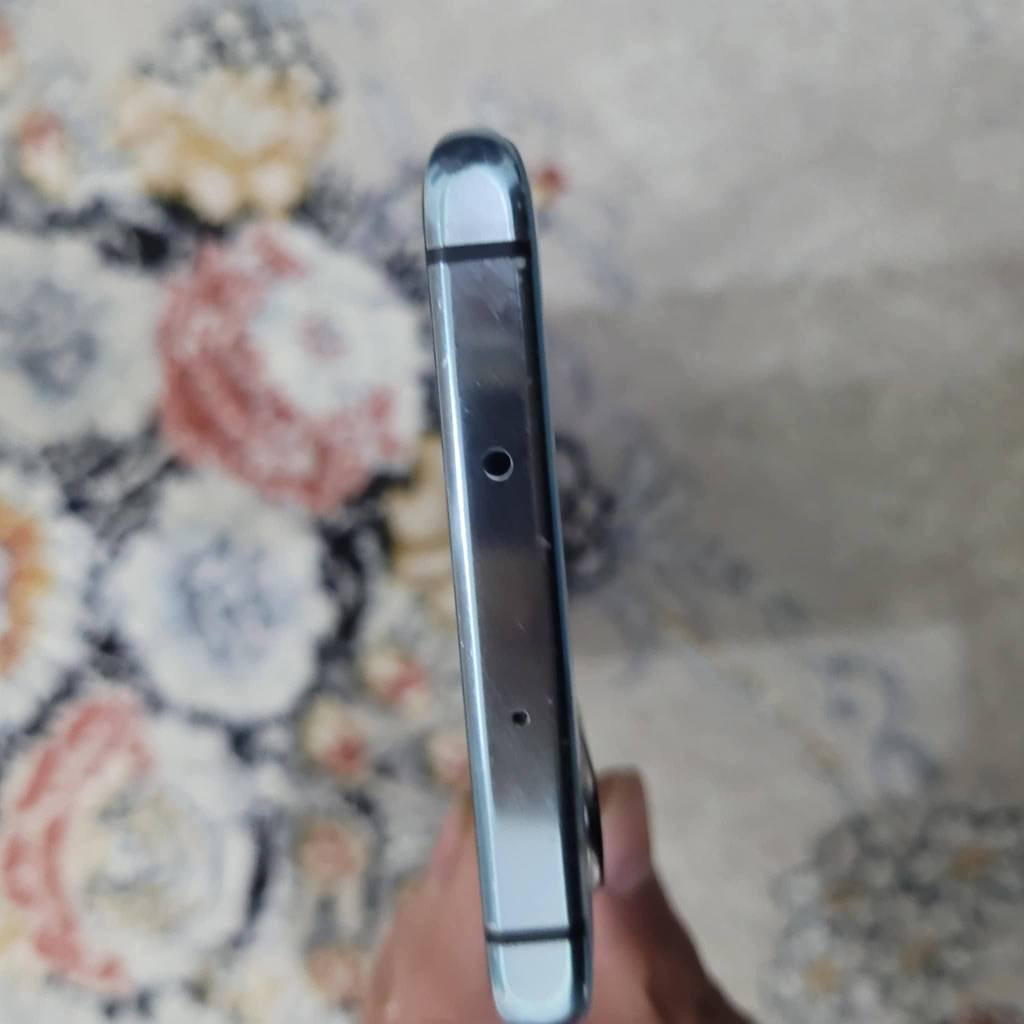 پی سی پرۆ
رام 8 ی 128 گێگا
شاشە بیلادە درز و شکاوی و پەڵەی نیە شاشە ئۆلیدە
2 سیمە 
کامێرای جار جار عەیبی نیە جار جار تەڵخە بەشەرتی کامێرا نایدەم 

سێڵفیەکەی و زوومەکەی مەزبوتە

 پشتی گۆڕاوە و شکاوە
شەحنی زۆر باشە
نرخ 125 هەزار و کەمێک مەجال
pubg HDR 60 FPS حلبجة, السليمانية


**إذا كنت صاحب هذا الإعلان وتريد حذفه لأي سبب، رجاءا أرسل رسالة إلى الدعم الفني**