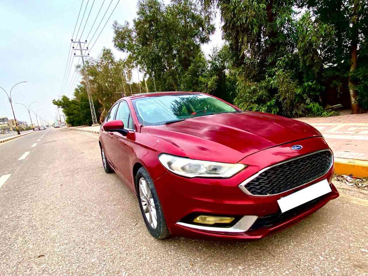 فورد فيوجن 2017
محرك 1500 تيربو اقتصادي 
المسافة المقطوعة 79 الف ميل 
فتحة سلايد 
شاشة كبيرة وشاشة كشف اعطال 
كشنات كهرباء 
جام اوتو  
 كاميرا وحساس خلفي 
قطعتين صبغ بدون ايرباك  
السعر المطلوب 109 
مجال بسيط 
***********
