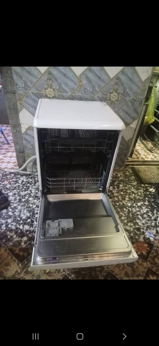 السلام عليكم 
غساله صحون جديده  نوع بيكو 
صارلها شهرين تبخير حار وبارد مصارلها شهرين استخدام مره فقط البيع لسبب ظرف مكانها  مدينه الصدر  سعرها  ١٧٥


**إذا كنت صاحب هذا الإعلان وتريد حذفه لأي سبب، رجاءا أرسل رسالة إلى الدعم الفني**