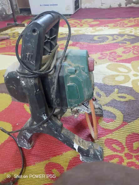 للبيع 
ماطور مال صبغ شغال 
بالة أصلي مستخدم 
عوزه صوندة ومسدس 
السعر 35 ألف دينار 
الشراي يتصل على هذة الرقم 
***********
