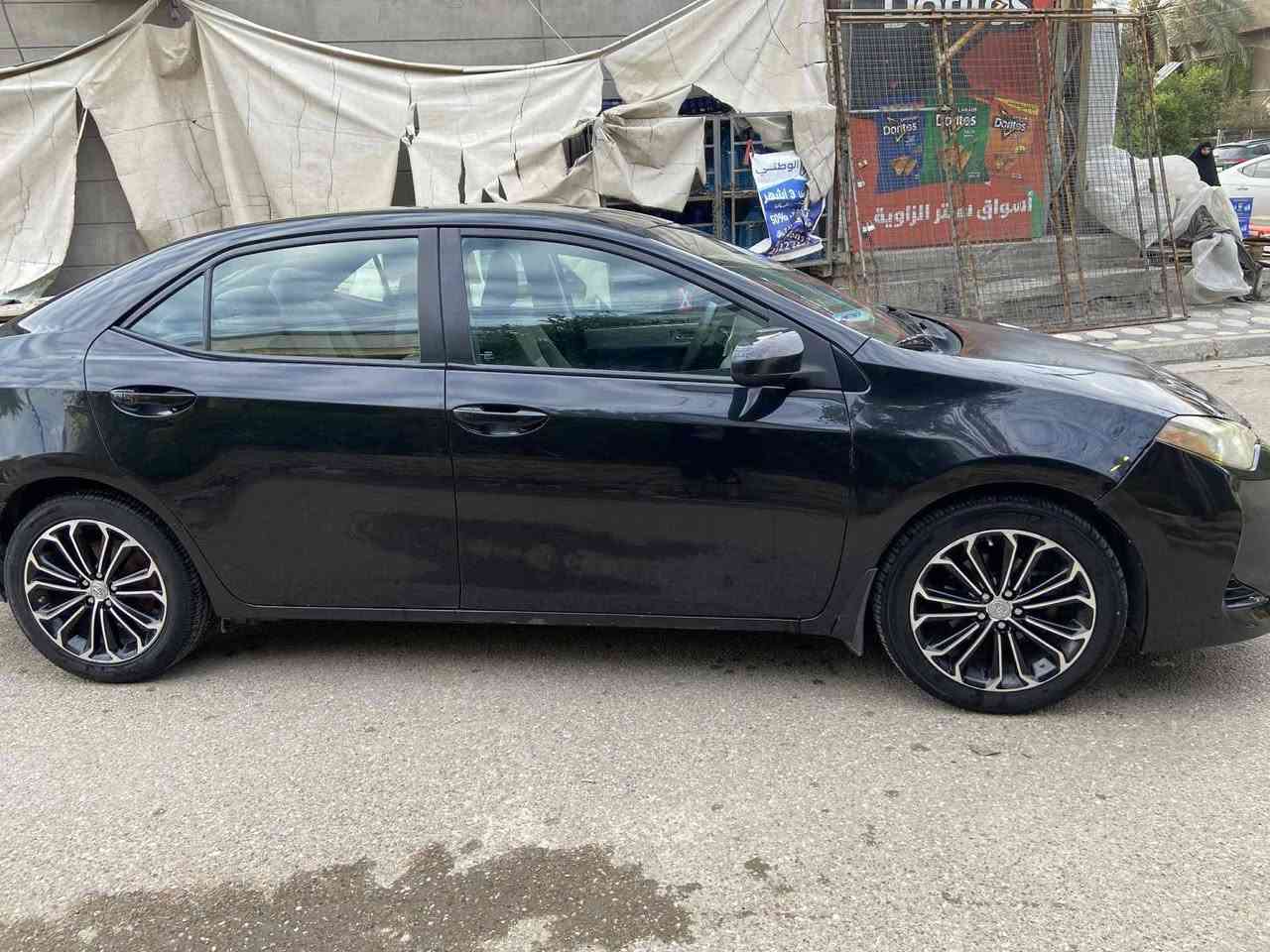 السلام وعليكم كورلا موديل 2017 السياره جديده بمعنه الكلمه حادث فقط بنيد يعني بدون بجم بدون دواخل رادار موجود حجر مالتها موجود السياره جاهزه ترايها زيرو شرط التحويل سعرها 138 وبيها مجال مكان بغداد الغزاليه ***********
