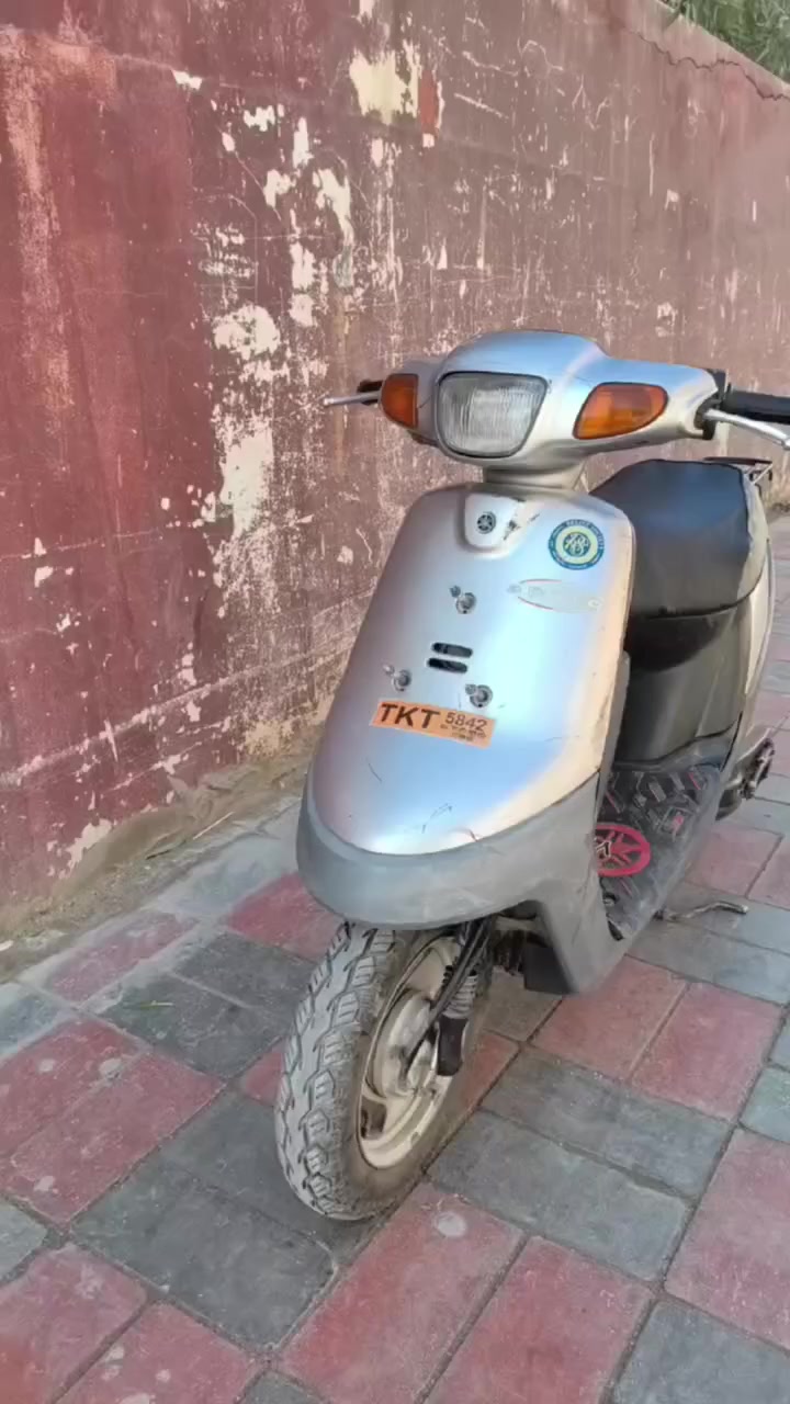 بطه موديل 2003 للبيع 
الدراجه مكفوله كفاله عامه
سلف هندر كهربائيات كامله
نضيفه برغي مناقصها
السعر 430 وبي مجال للشراي
مكاني كربلاء حي الاسره 
للستفسار ***********
