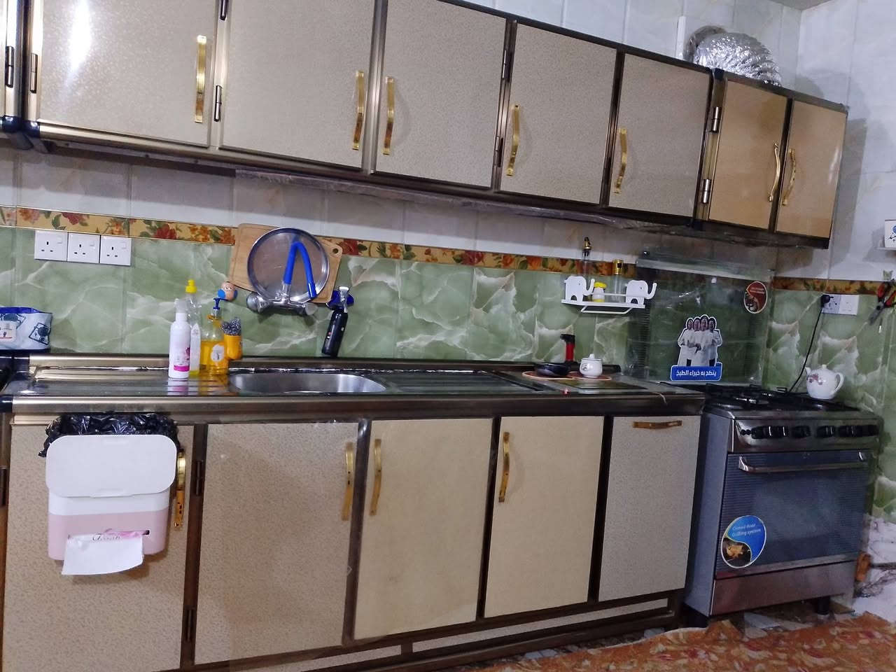 كاونتر للبيع 3اقسام كل قسام من كاونتر طوله مترتين وستين كل الاقسام يصير بل مطبخ للبيع بسعر تلاثه ملايين


**إذا كنت صاحب هذا الإعلان وتريد حذفه لأي سبب، رجاءا أرسل رسالة إلى الدعم الفني**