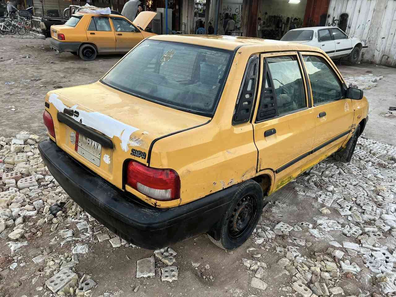 سلام عليكم سايبه 11بغداد تحويل مباشر شواصي معمره مكينه بيها خيط تبخير مطلوبه هيئة وغرامات  سعر14$ مكاني بغداد قرب بسماية ***********
