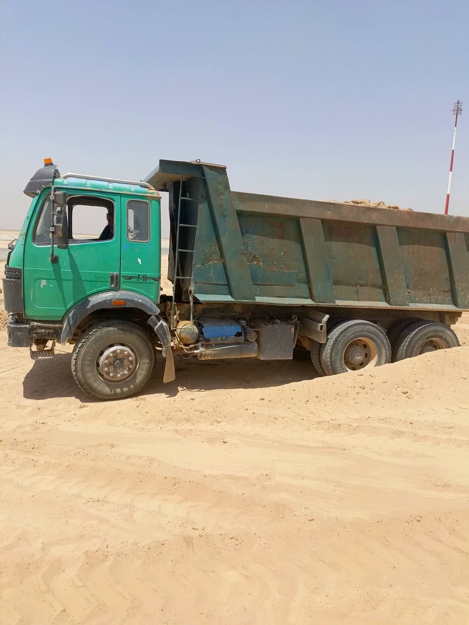 السلام عليكم سيارة البي 92مكينه 25لاصرف ولابخار كير 160//14مجموعة جديدة مكفوله  كهربائيات كامله للبيع الاستفسار عالرقم ***********
