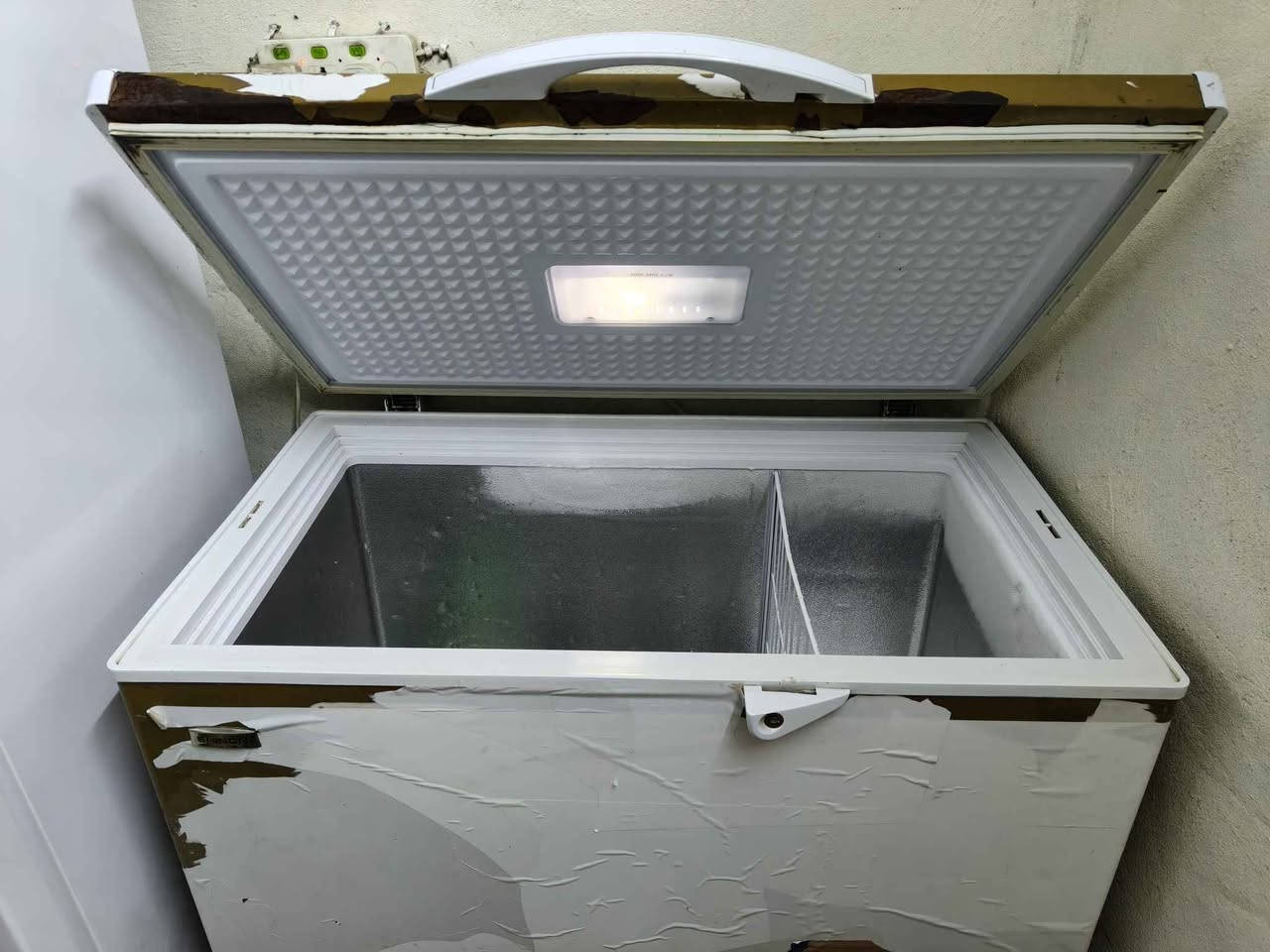 مجمده شينون للبيع ب 75 الف بيها خلل شنو ماعرف بس شغاله وجمد قليل مثل ما موضحه بالصور 
مكاني بغداد الامين الثانية بغداد, العراق


**إذا كنت صاحب هذا الإعلان وتريد حذفه لأي سبب، رجاءا أرسل رسالة إلى الدعم الفني**