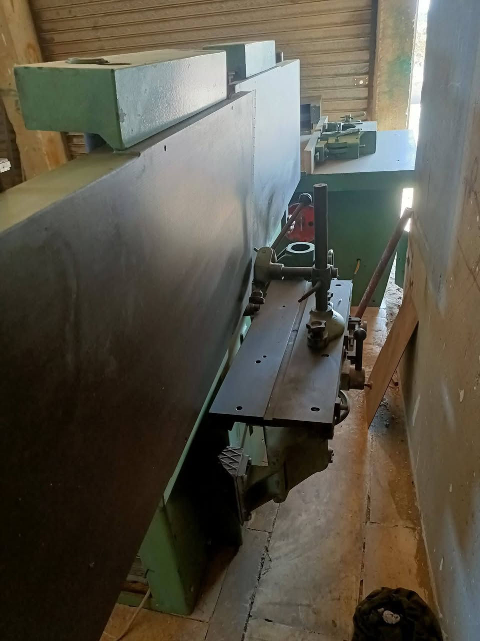 مجموعه ثلاث عمليات 2000 ايطالي ما ابي اي اب شراي خليه يخابر***********
