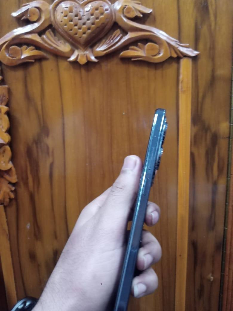 سلام عليكم انفكس هوت  40برو نضيف مثل ما موضح كدمكم معارضه مع اكس ماكس أو بيع حسب القناعه***********
