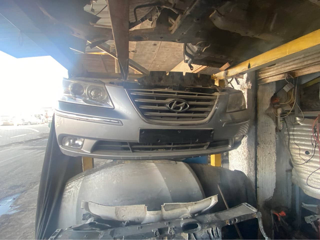 سلام عليكم 
عراض سوناتا مضلع وقديم دعاميات وبكلايتات
وعنابير كامله مكان حله حي الصناعي متوفر ربع كامل ومتوفره دعاميه *********** Singapore
