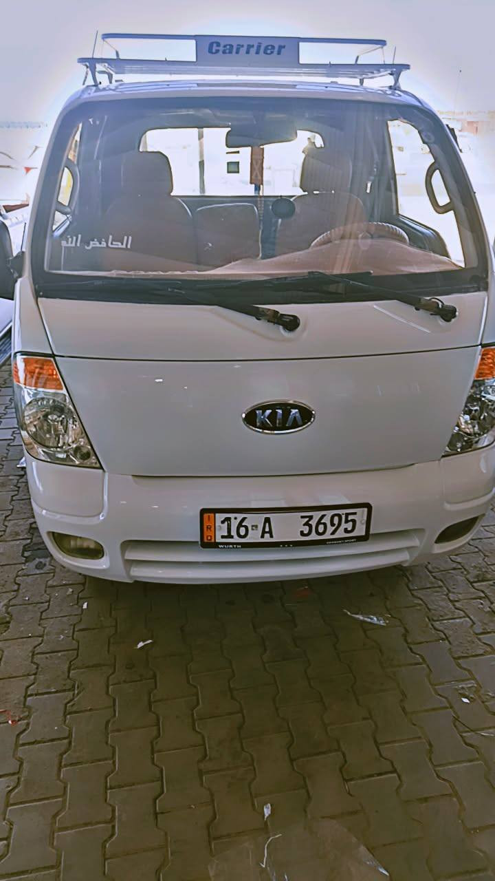 سلام عليكم كيه حمل البيع   مكينه وكير وشاصي  شرط كفاله  مصبوغه عام جماليه فقط لا ضربه  ولا غير شي مكفوله من الضربه محرك 3000 
السعر 85
رقم موبايل ***********
